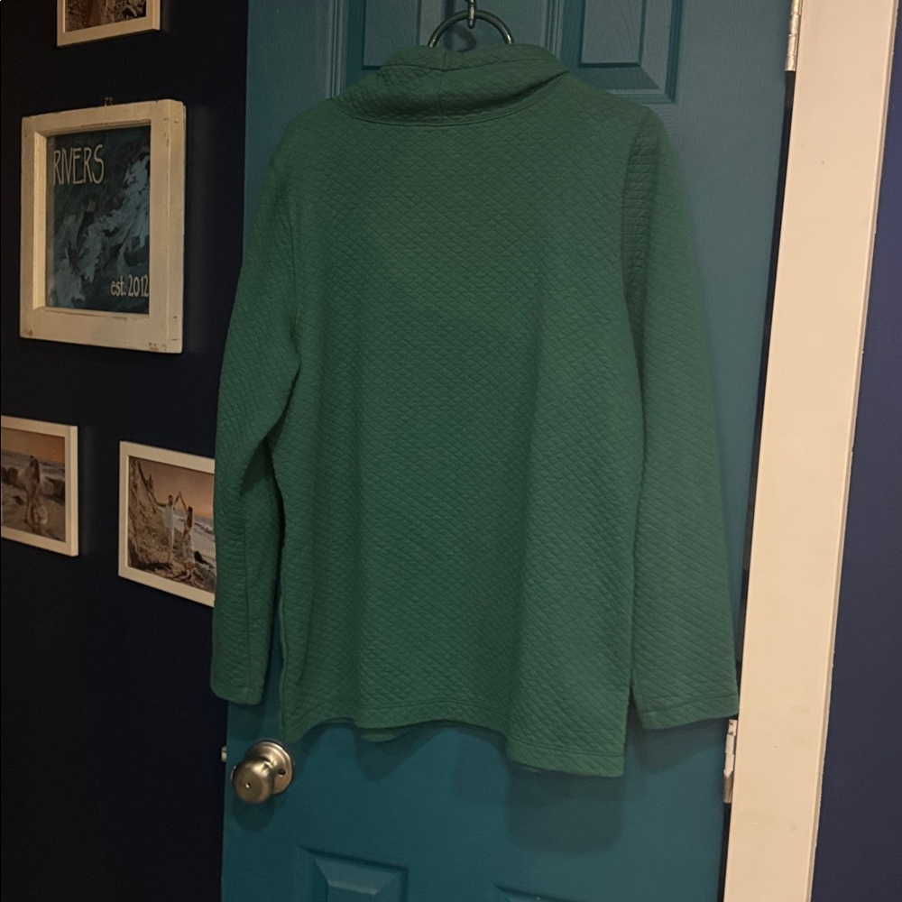 L.L. Bean Forest Green Cowl Neck Quilted Top - L - Picture 5 of 5